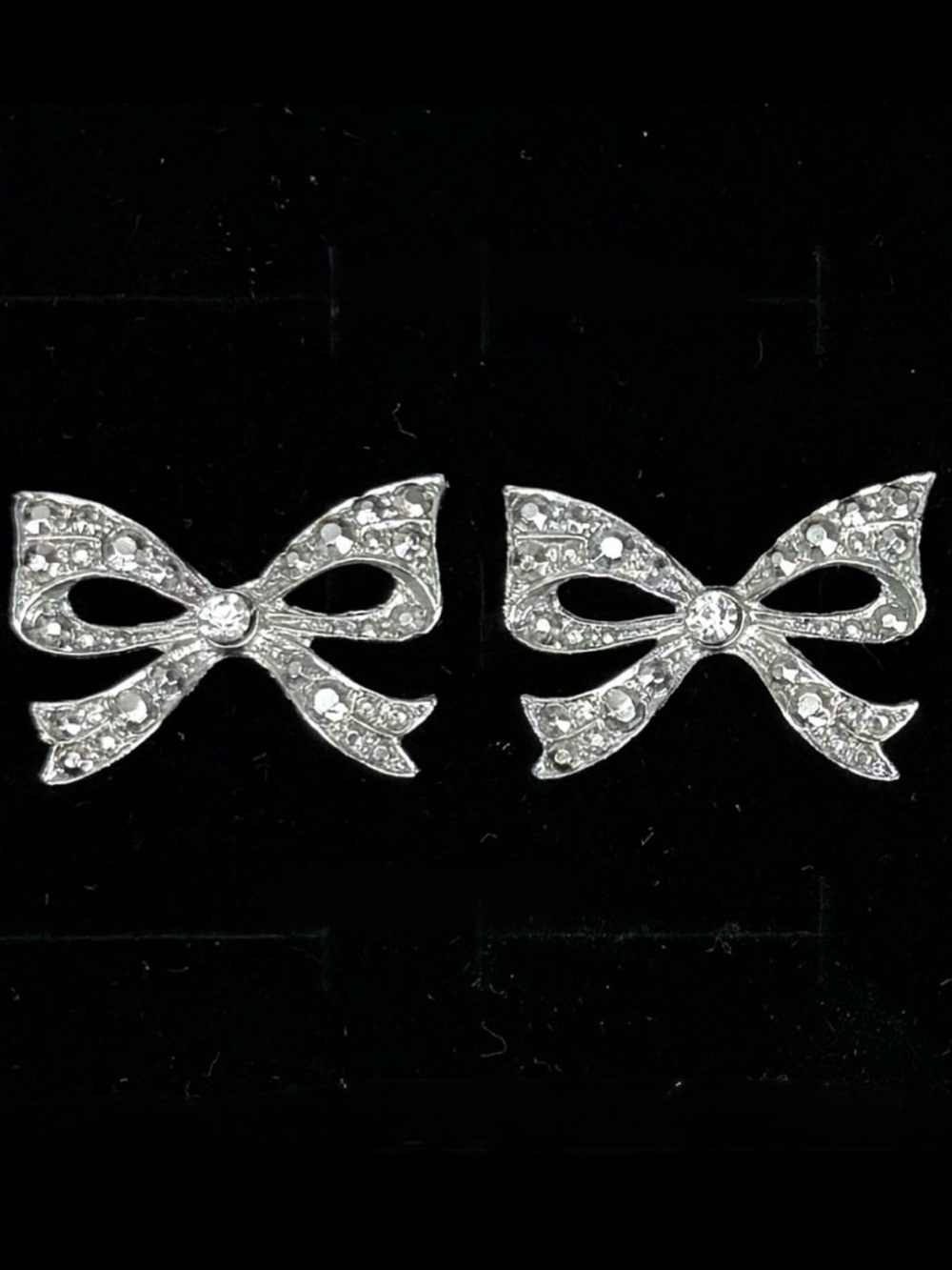 Vintage Aged Silvertone Edwardian Style Bow Pierced Earrings